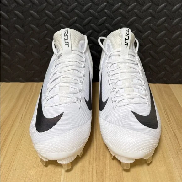 Nike Force Zoom TROUT 3 Baseball Cleats Metal 856503-100 Mens Size 10 - Picture 2 of 5